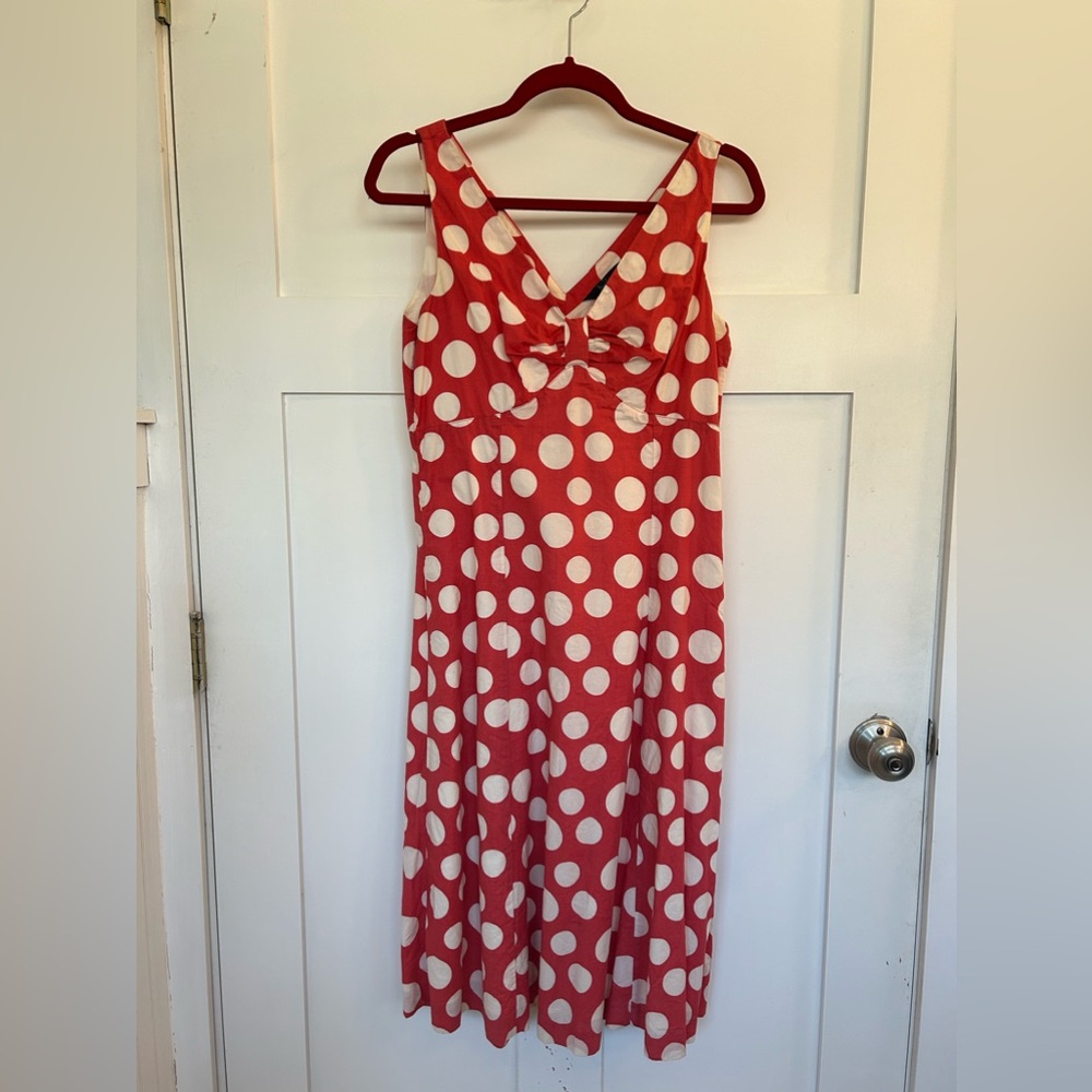 Boden polka dot coral dress, Size 10, fully lined, side zipper, cotton